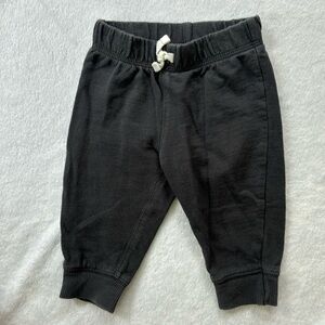 5/$10 Carter’s Pants - Black - 6 Mo